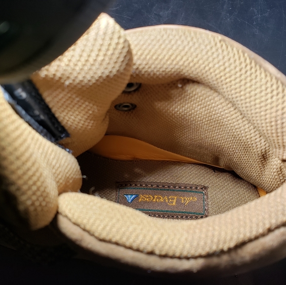 Mt Everest Hiking Winter Boots W 6.5 M 4.5 new condition - Picture 6 of 9